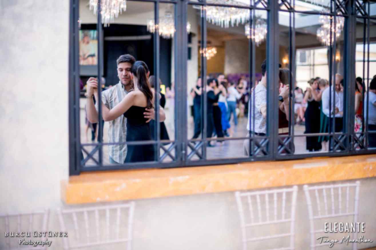 Milonga Images